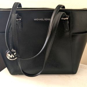 Michael Kors Black/Silver Detail Jet Set Tote